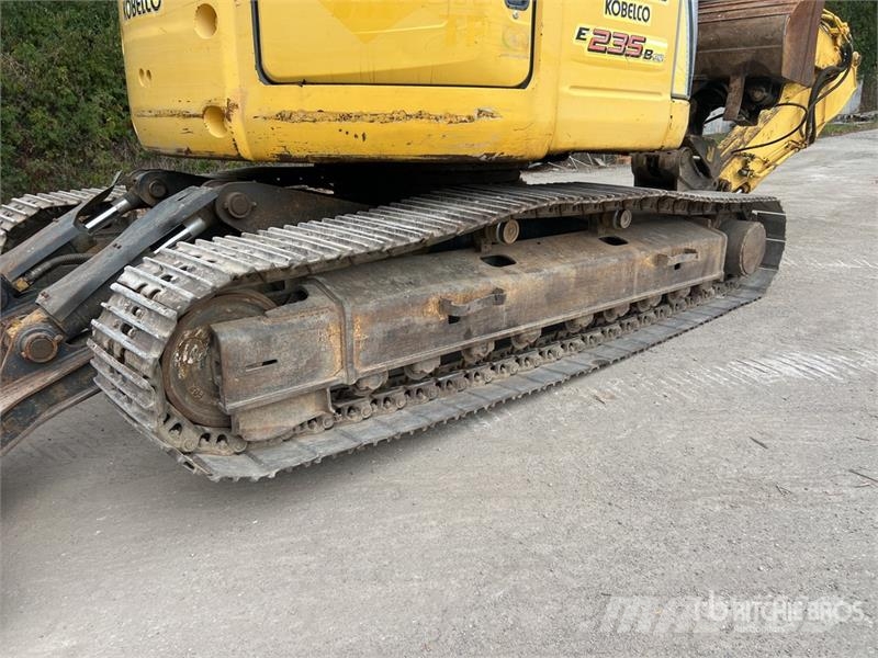 New Holland KOBELCO E235B SRNLC Pelle Sur Chenilles Tracked Ex Crawler excavators