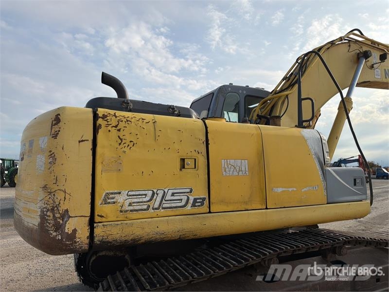 New Holland Kobelco E215B Tracked Excavator Paletli ekskavatörler
