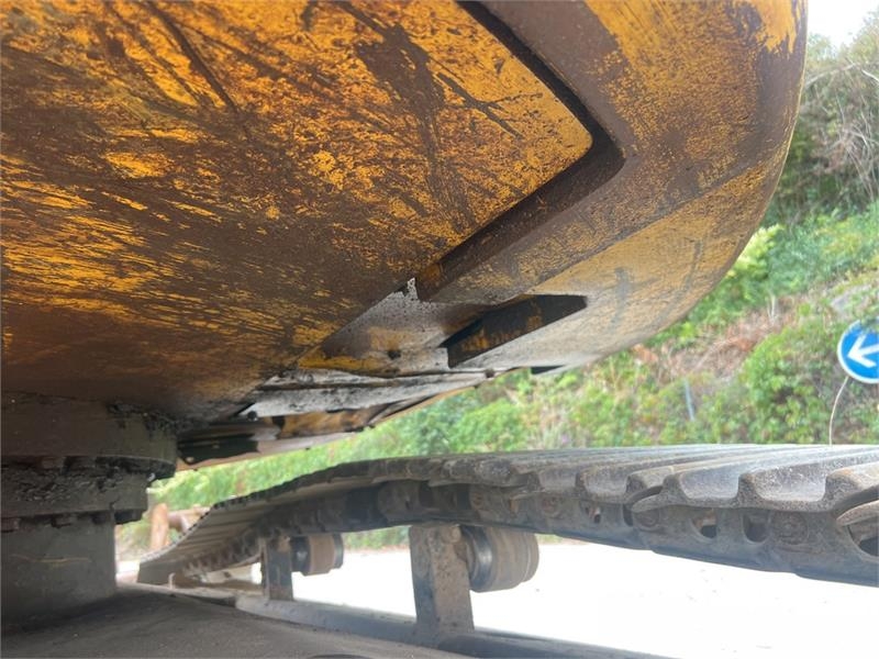 New Holland KOBELCO E235B SRNLC Pelle Sur Chenilles Tracked Ex Crawler excavators