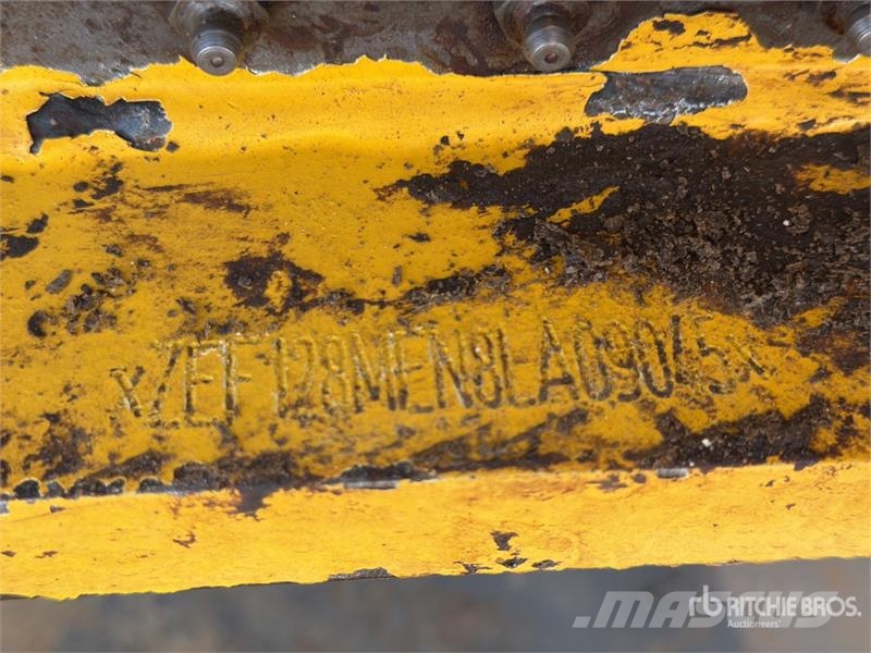 New Holland Kobelco E215B Tracked Excavator Paletli ekskavatörler