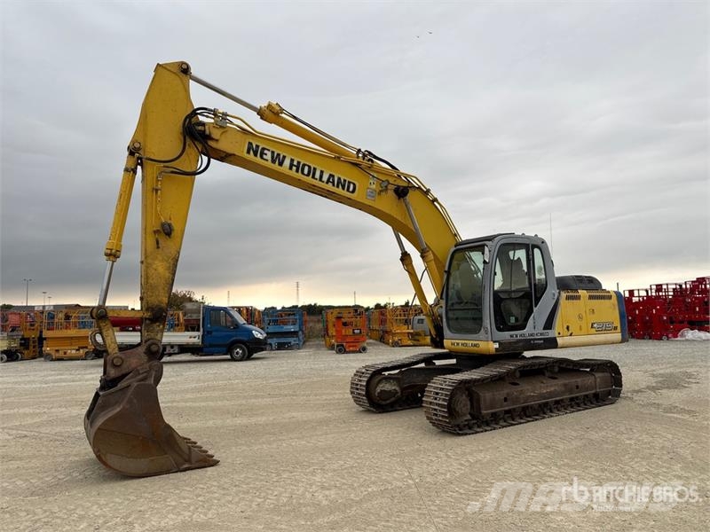 New Holland Kobelco E215B Tracked Excavator Bagri goseničarji