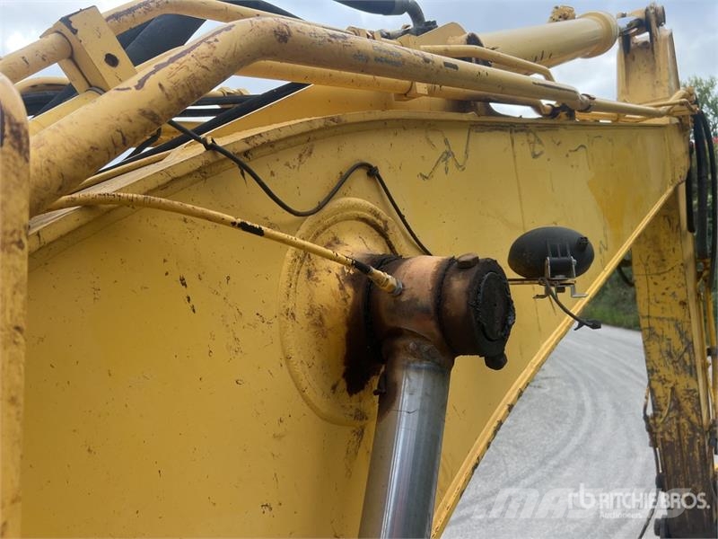 New Holland KOBELCO E235B SRNLC Pelle Sur Chenilles Tracked Ex Crawler excavators