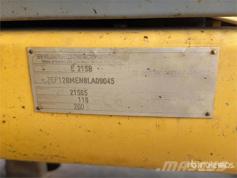 New Holland Kobelco E215B Tracked Excavator Paletli ekskavatörler