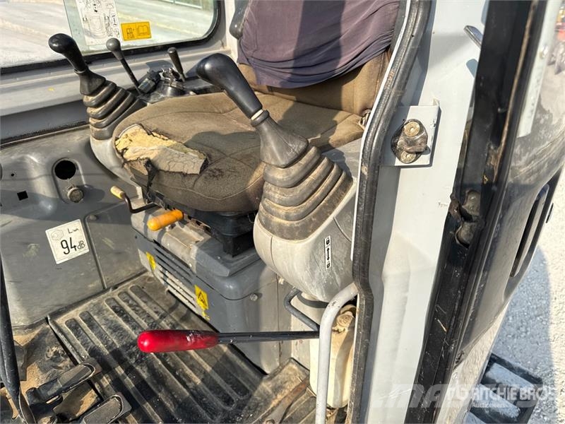 New Holland Kobelco E50-2 Mini Excavator Mini ekskavatörler, 7 tona dek