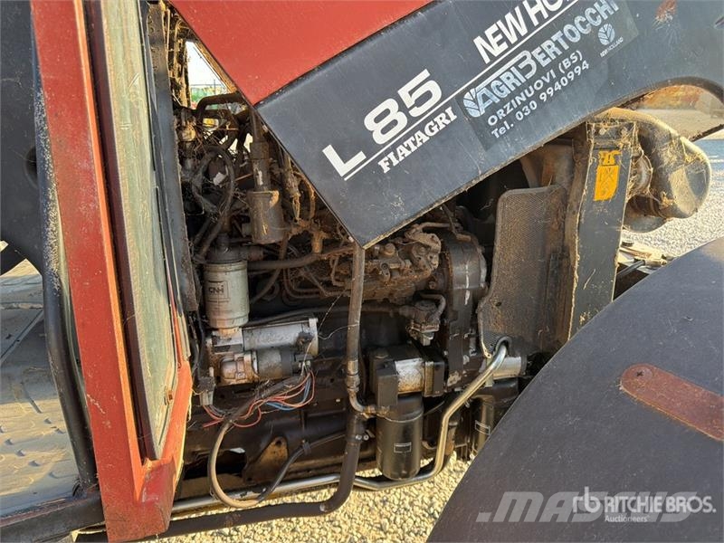 New Holland L85 DT 4WD Tractor Trattori