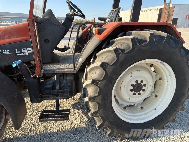 New Holland L85 DT 4WD Tractor Trattori