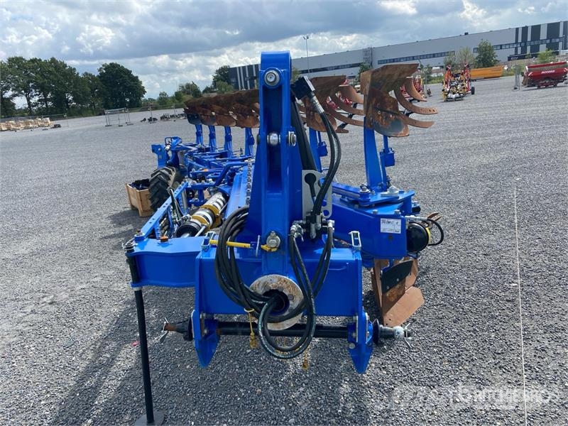 New Holland PXV7980H0L Reversible Plow Reversible ploughs