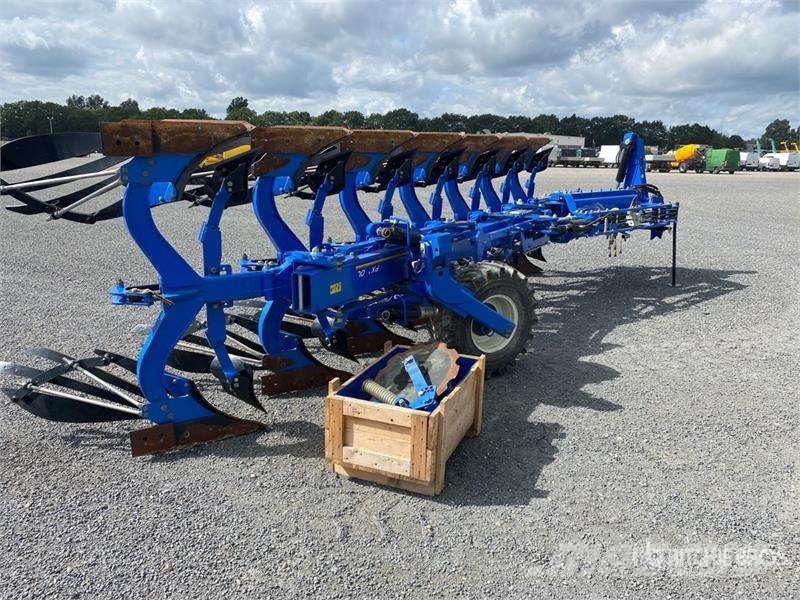 New Holland PXV7980H0L Reversible Plow Reversible ploughs