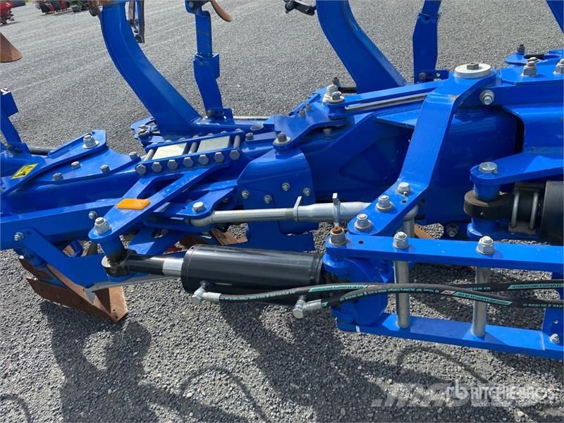 New Holland PXV7980H0L Reversible Plow Reversible ploughs