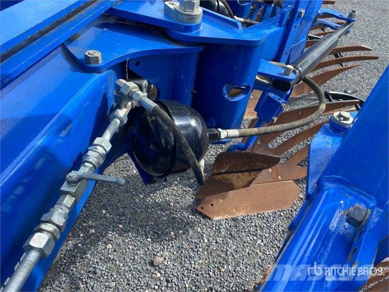 New Holland PXV7980H0L Reversible Plow Reversible ploughs