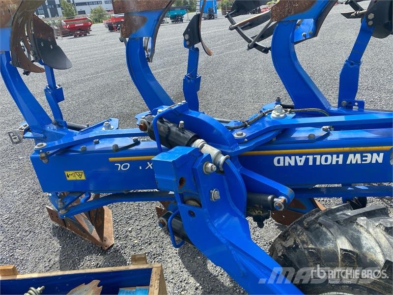 New Holland PXV7980H0L Reversible Plow Reversible ploughs