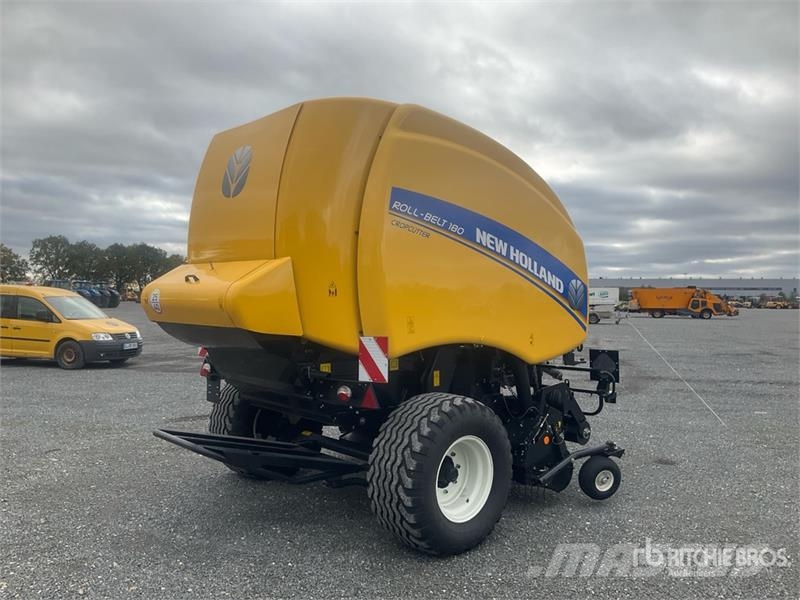 New Holland RB180 Round Baler Rundballenpressen
