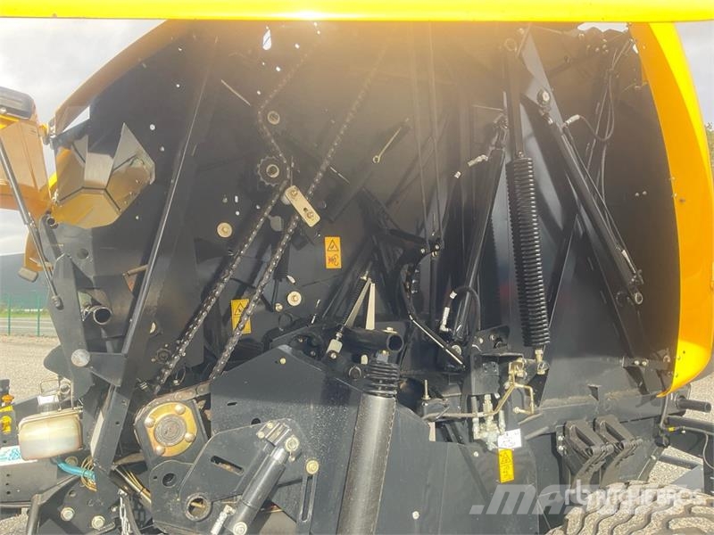 New Holland RB180 Round Baler Rundballenpressen