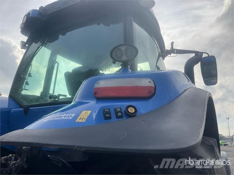 New Holland T 8.380 PC 4WD Tractor Traktorer