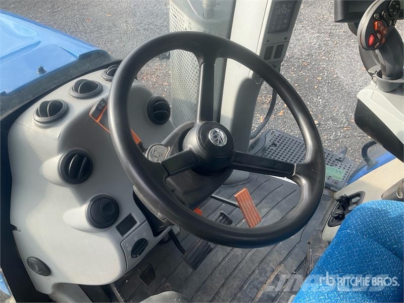 New Holland T 8.380 PC 4WD Tractor Traktorer