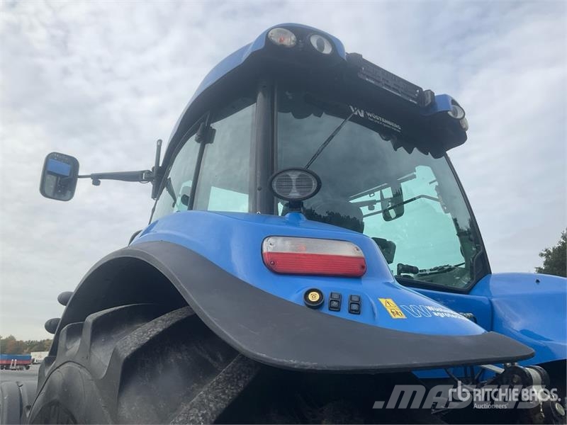 New Holland T 8.420 AC 4WD Tractor Traktorji