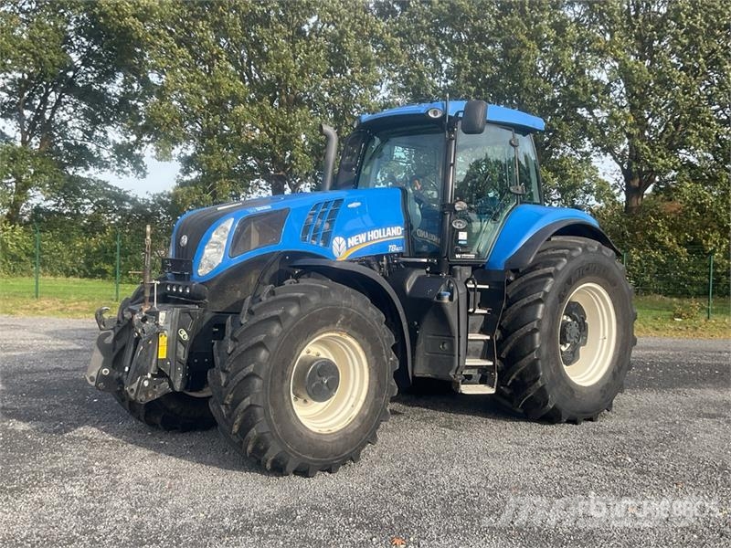 New Holland T 8.420 AC 4WD Tractor Traktorji