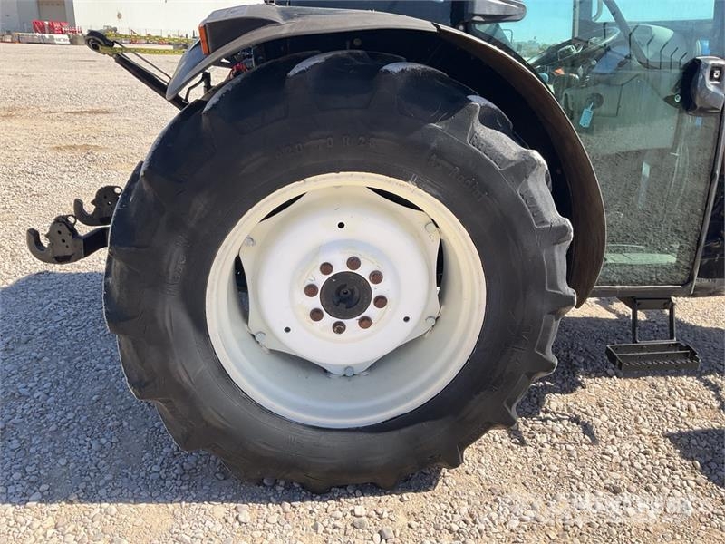 New Holland T4.105 LP 4WD Tractor Tractores