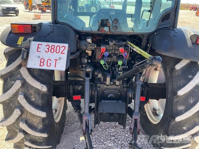 New Holland T4.105 LP 4WD Tractor Tractores