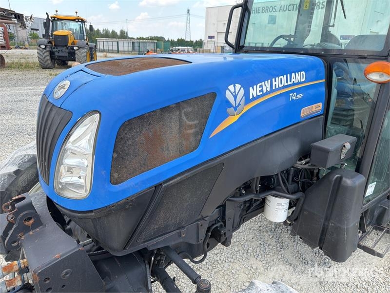 New Holland T4.95F 4WD Tractor Tractores