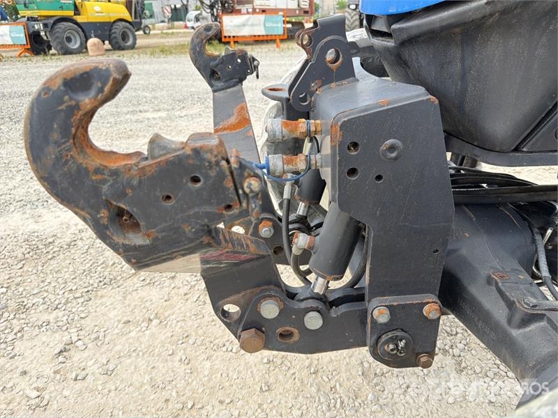 New Holland T4.95F 4WD Tractor Tractores