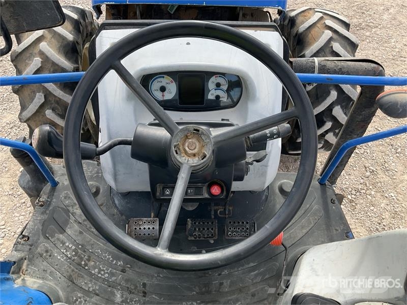 New Holland T475 4WD Tractor Tractores