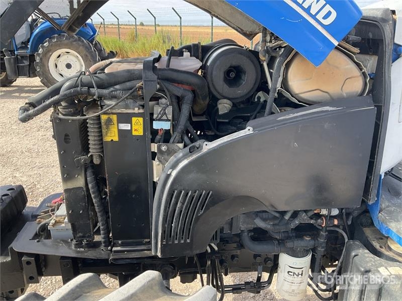New Holland T475 4WD Tractor Tractores