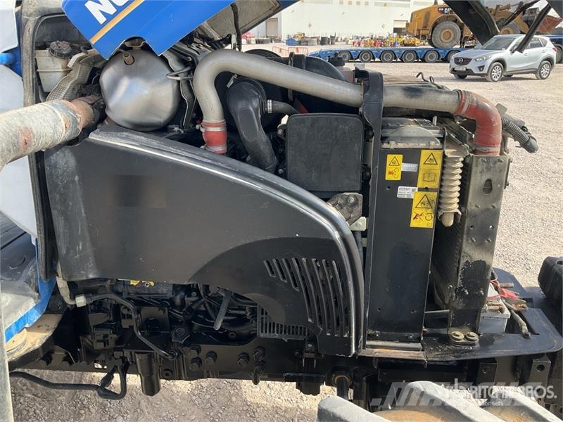 New Holland T475 4WD Tractor Tractores