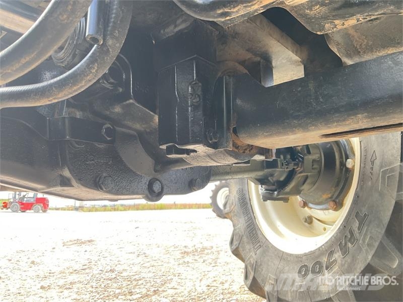 New Holland T475 4WD Tractor Tractores