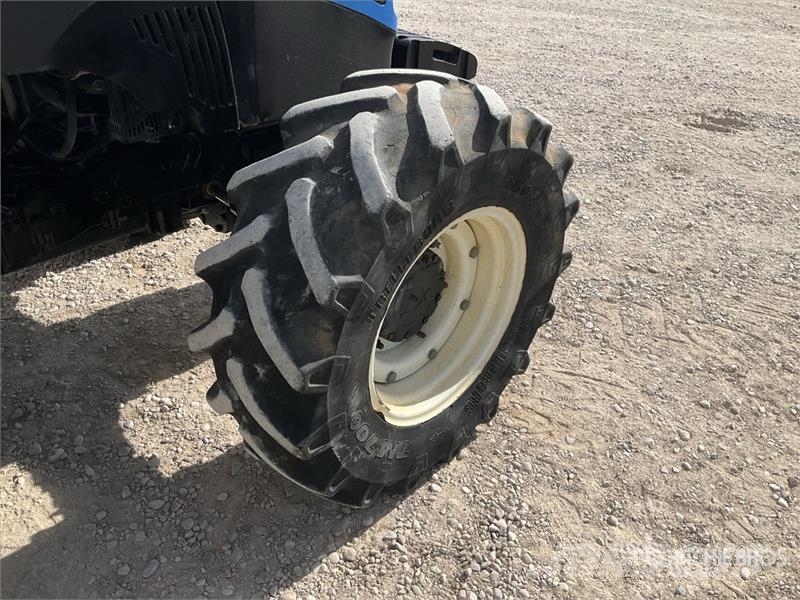 New Holland T475 4WD Tractor Tractores