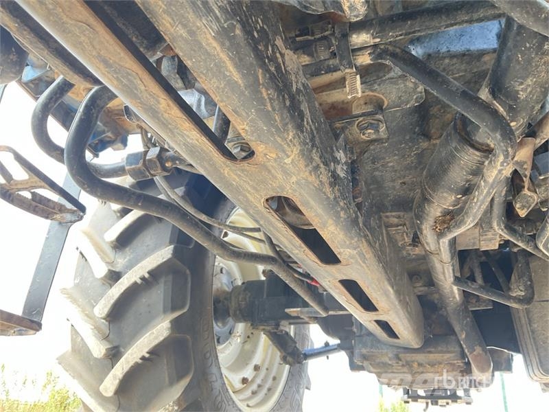 New Holland T475 4WD Tractor Tractores