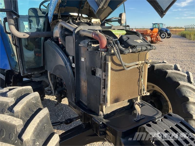 New Holland T5.95 4WD Tractor الجرارات
