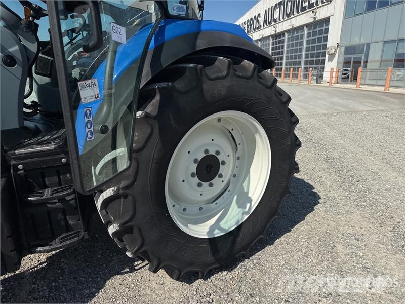 New Holland T5.95 4WD Tractor Tractores