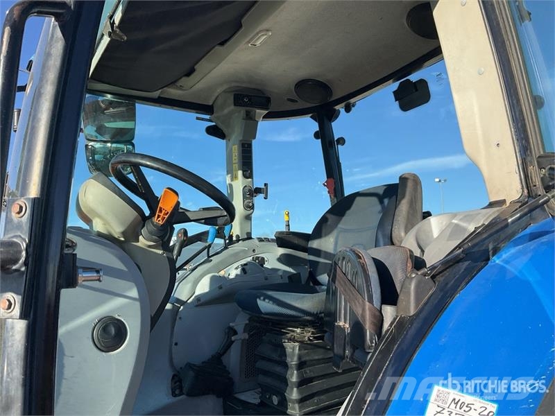 New Holland T5.95 4WD Tractor الجرارات