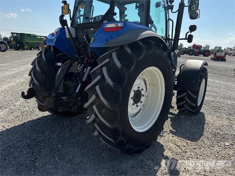 New Holland T5.95 4WD Tractor Tractores