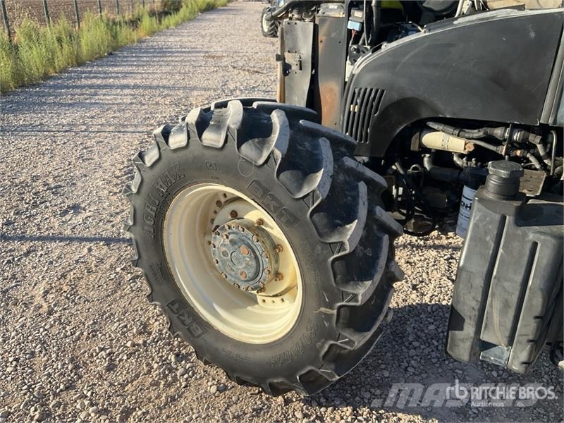 New Holland T5.95 4WD Tractor الجرارات