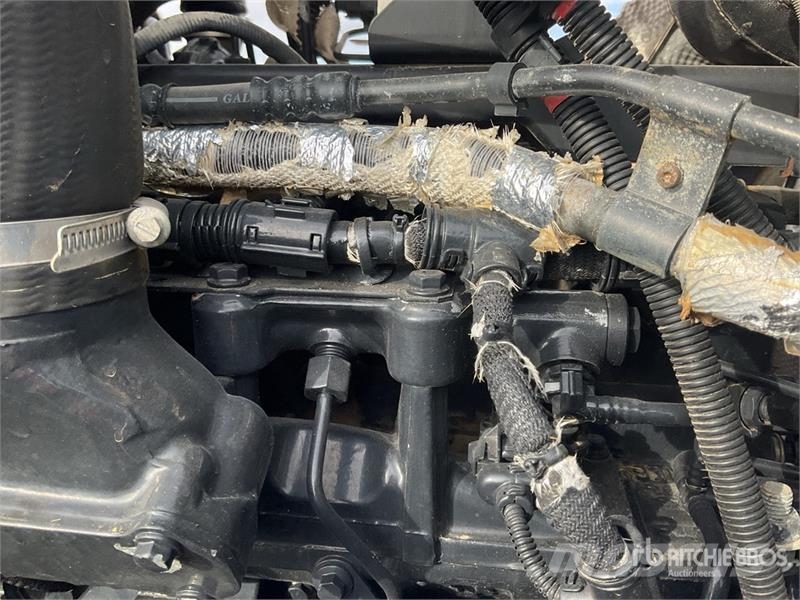 New Holland T6.125 4WD Tractor トラクター