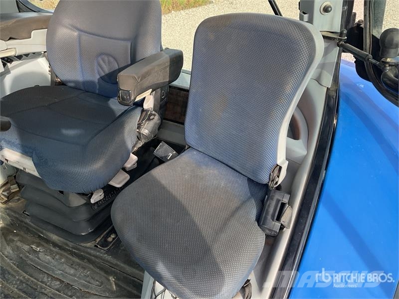 New Holland T6.125 4WD Tractor トラクター