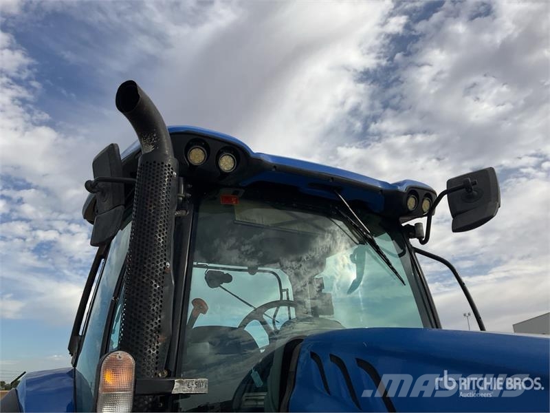 New Holland T6.125 4WD Tractor トラクター
