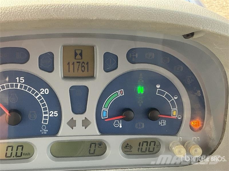 New Holland T6.125 4WD Tractor トラクター