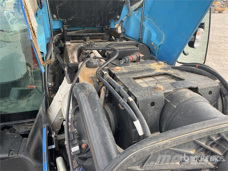 New Holland T6.125 4WD Tractor トラクター