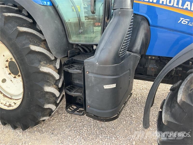 New Holland T6.125 4WD Tractor トラクター