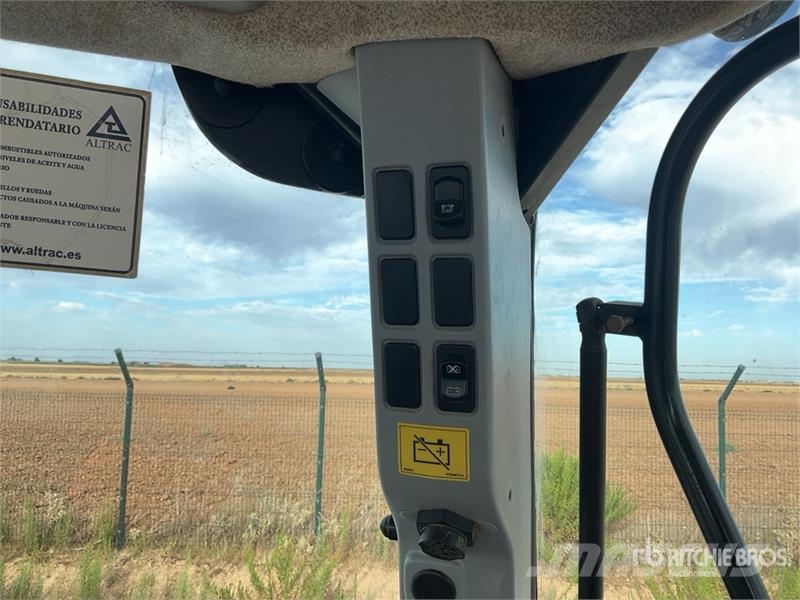 New Holland T6.125 4WD Tractor トラクター
