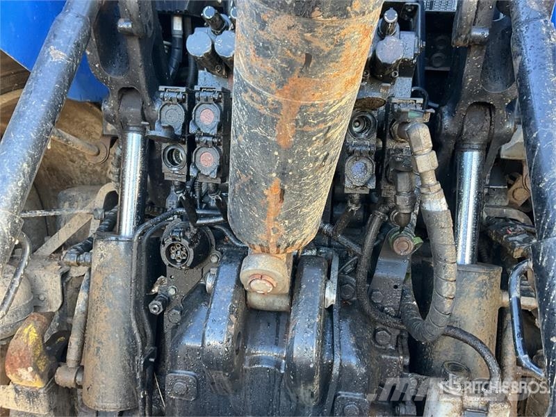 New Holland T7-195 S 4WD Tractor Tractors