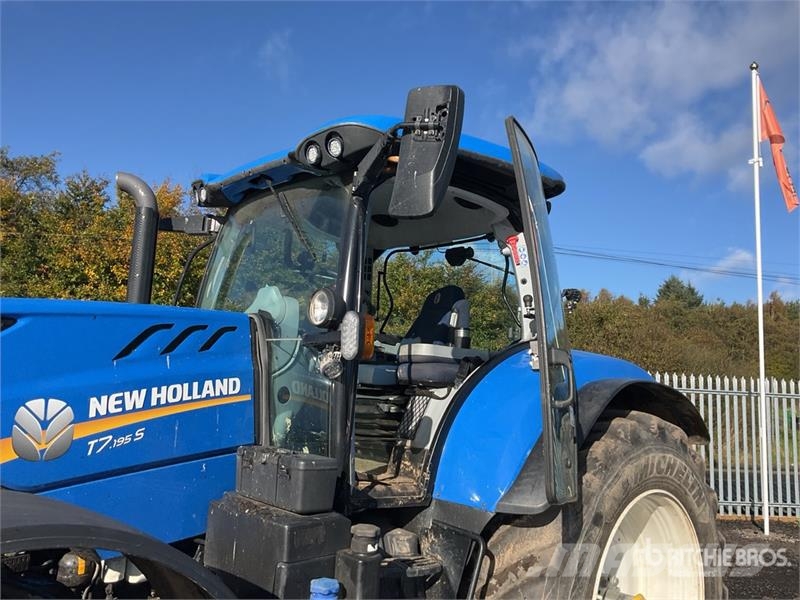 New Holland T7-195 S 4WD Tractor Tractors