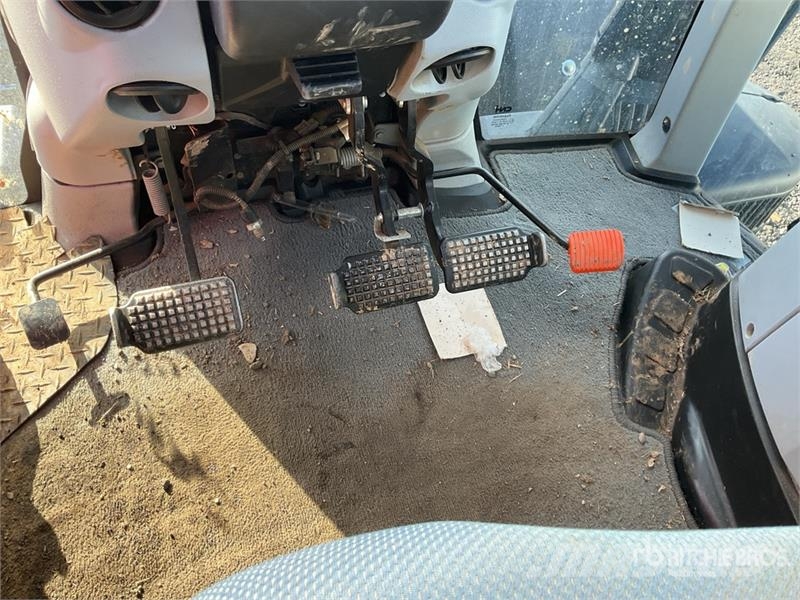 New Holland T7-195 S 4WD Tractor Tractors
