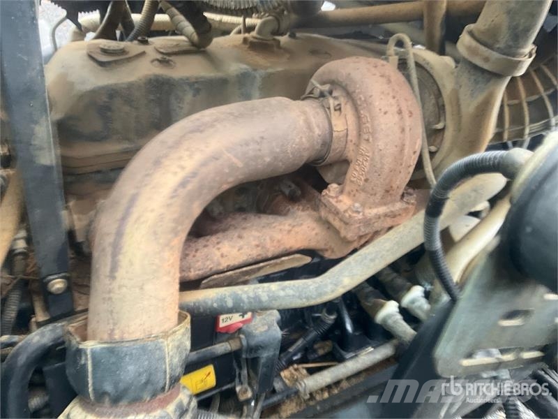 New Holland T7.200 Auto Command 4WD Tractor Traktorit