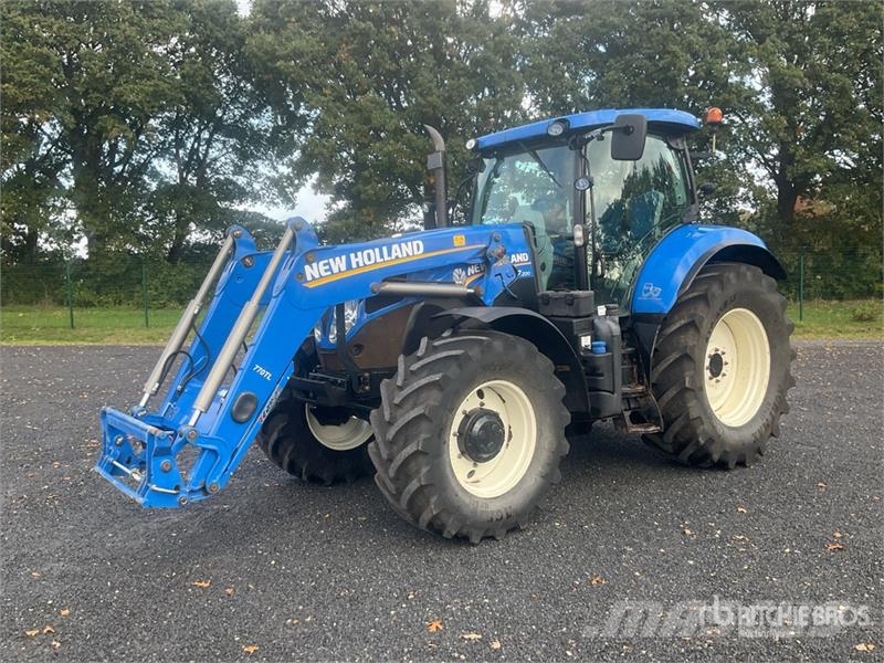 New Holland T7.200 Auto Command 4WD Tractor Traktorit