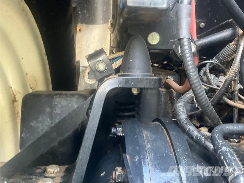 New Holland T7.200 Auto Command 4WD Tractor Traktorit