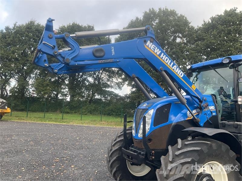New Holland T7.200 Auto Command 4WD Tractor Traktorit